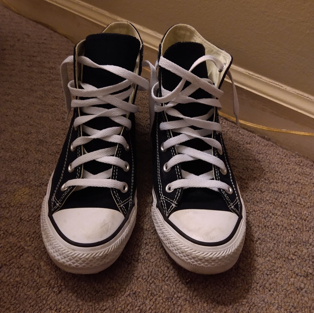 Converse high tops -  like new!